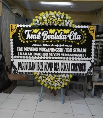 Papan Bunga di Turirejo Lawang